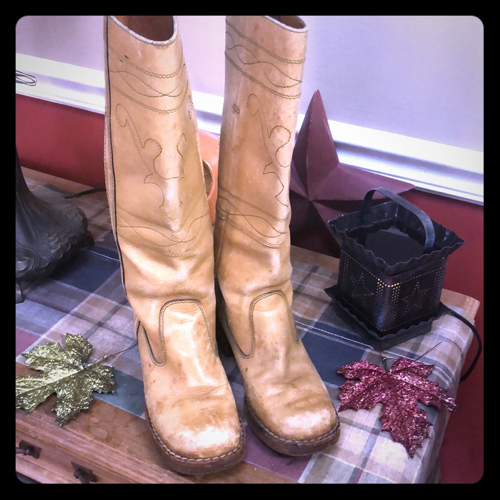 Vintage Tan Leather Boots